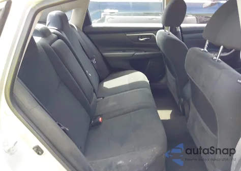 2015 Nissan Altima 2.5 Sv z USA, uszkodzony, nr VIN 1N4AL3AP7FC280568